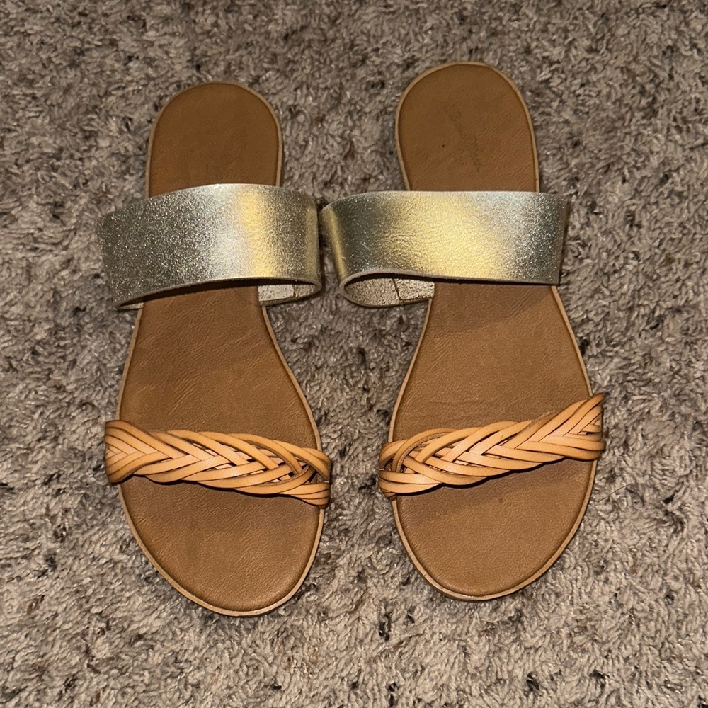 Universal Thread Gold and Tan Braided Slide Sandals